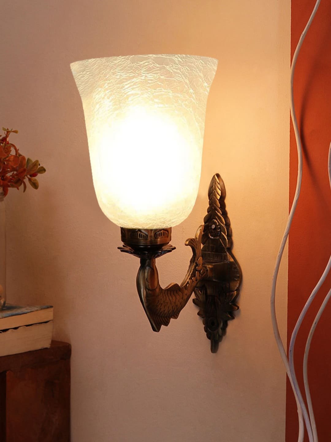 Ambika Home Antique wall lamp with White Milky Crinkle Glass | Modern Wall Light for Living Room Bedroom Hallway Lobby Staircase | Decorative Indoor Wall Sconce