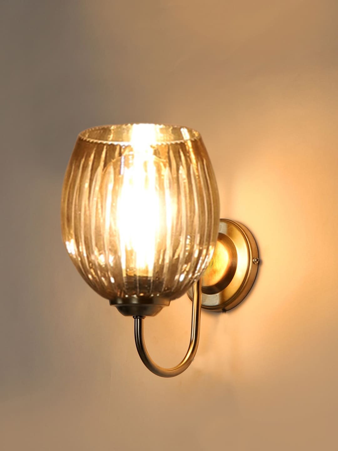 Ambika Home Steel wall mounted lamp with Diamond Cut Smoke Glass | Modern Wall Light for Living Room Bedroom Hallway Lobby Staircase | Decorative Indoor Wall Sconce - Image 7