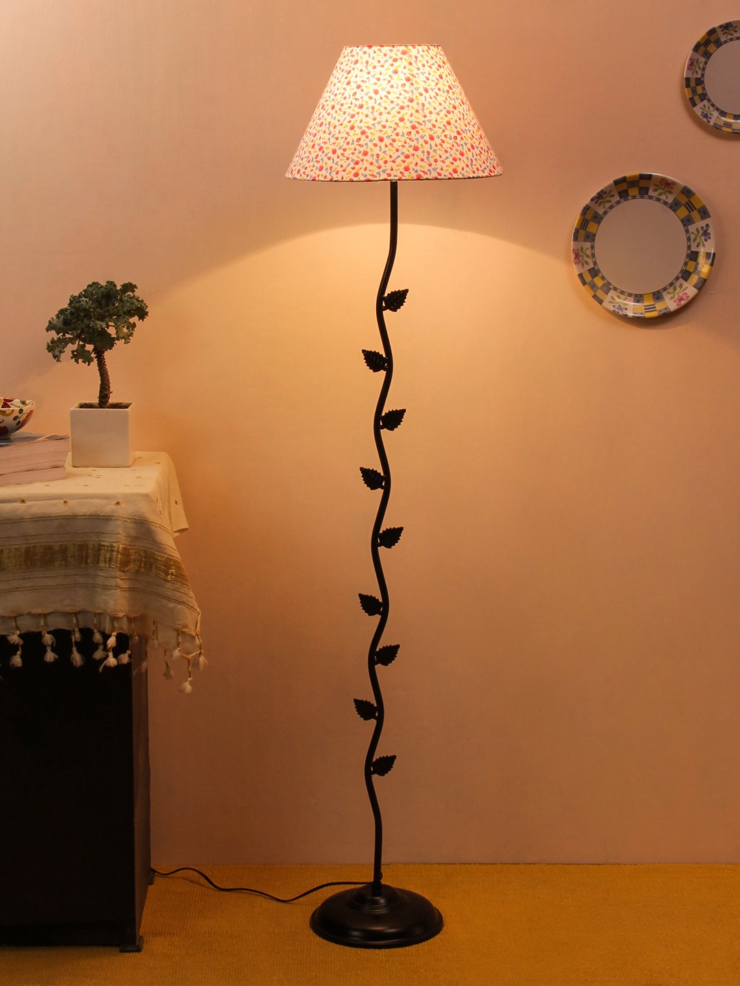 Ambika Home Iron Leaf Floor Lamp with Printed Cotton Conical Shade, Powder Coated Metal Standing Lamp for Living Room, Hallway & Luxury Interiors